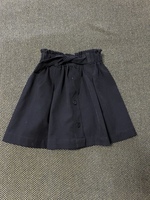 Шкільна форма доя дівчинки