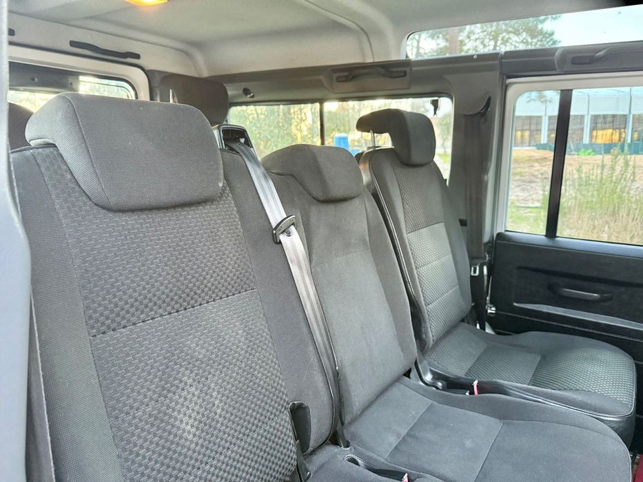 Land Rover Defender 110 DPF E