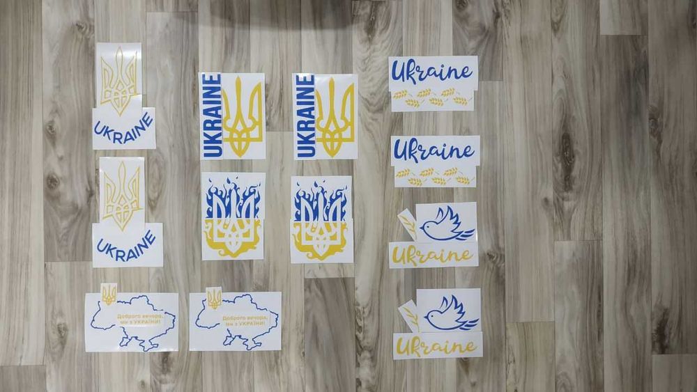 Наклейки на скло,метал,авто,вітрини,двері
