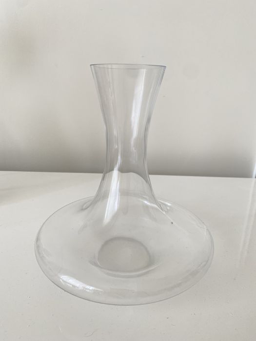 Decanter de vinho altura 22cm base 20cm