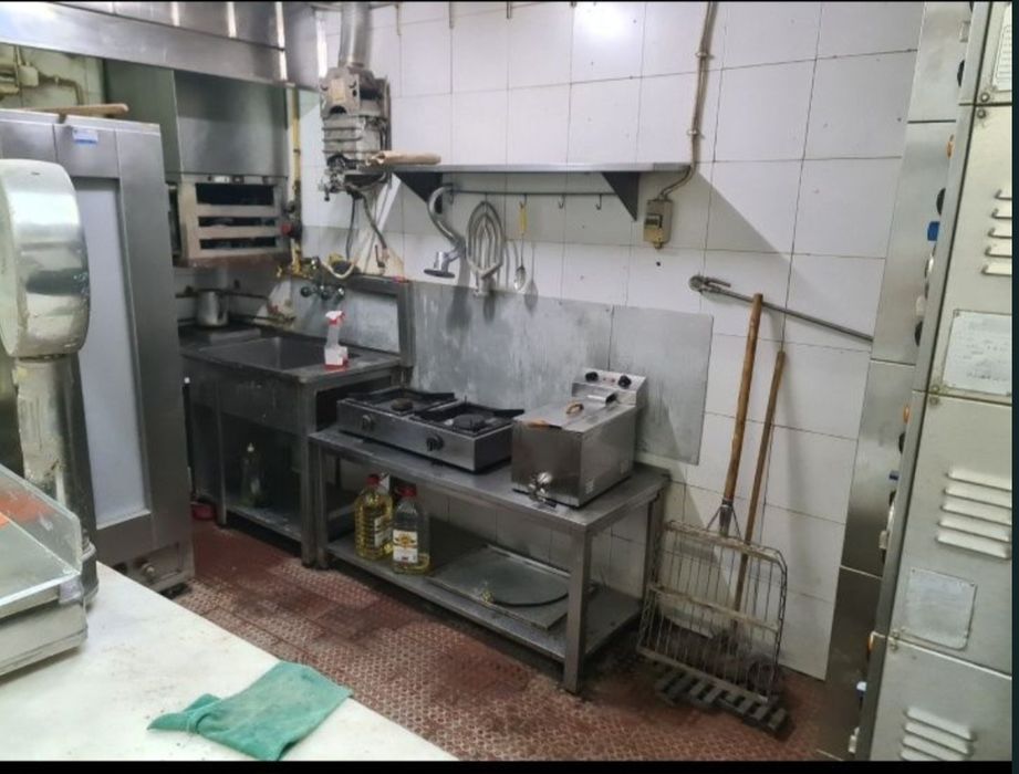 Trespassa-se Pastelaria com jogos Sta casa na Falagueira / Venda Nova