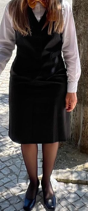 Vendo traje académico