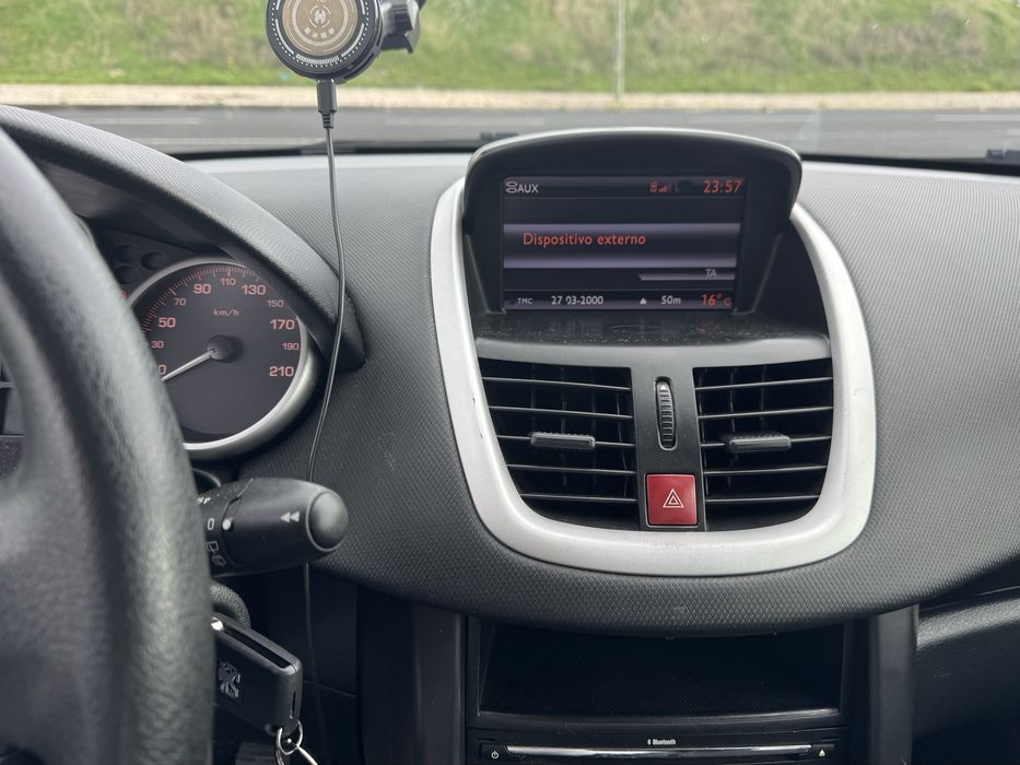 Peugeot 207 1.6 HDi 5 Lugares