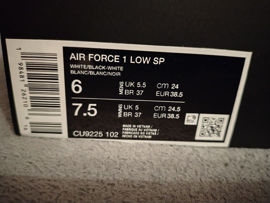 Supreme X Nike Air Force 1 Low