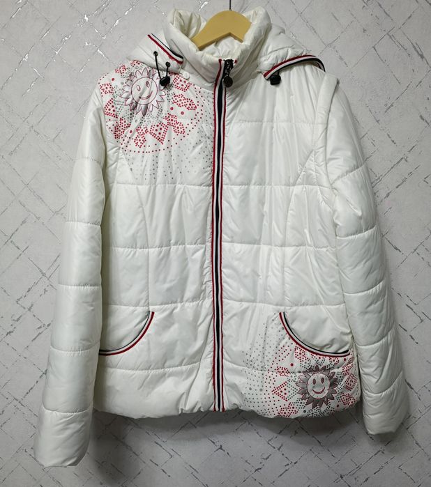 Куртка женская с капюшоном _ L(50).