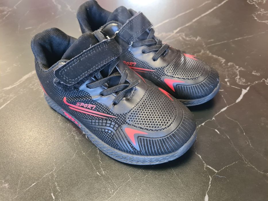 Кросівки дитячі 32 р. 20,5 см стелька