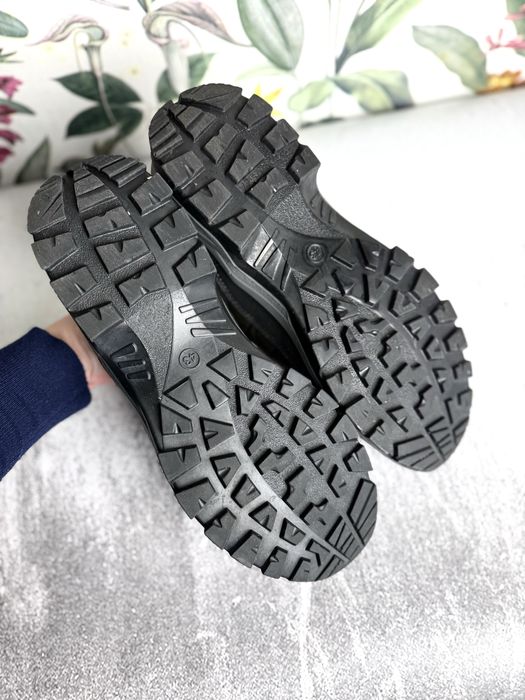 Кросівки чоловічі Grisport 43(27)