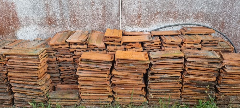 Telha cerâmica Aveirense