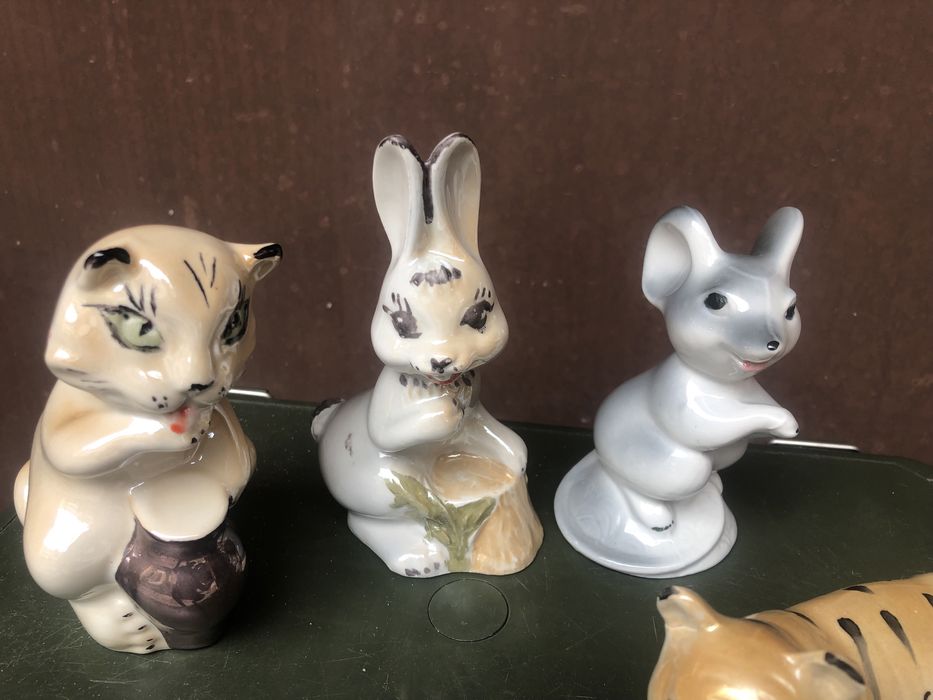 Фігурки  (Тернопільський фарфоровий завод)