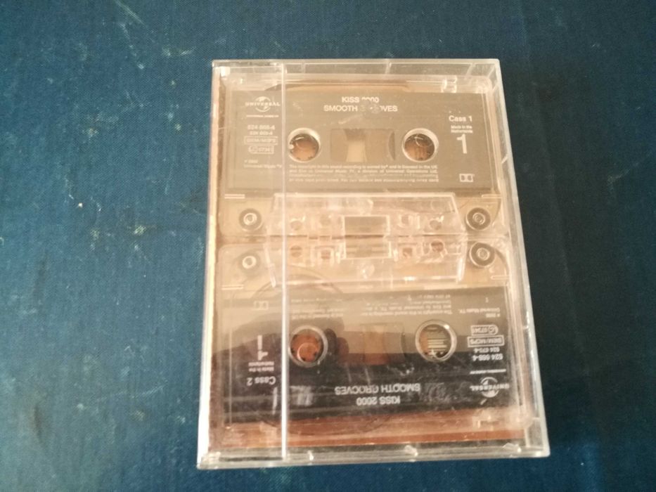 VARIOS - Kiss Smooth Grooves 2000	2XCASSETES ÁUDIO