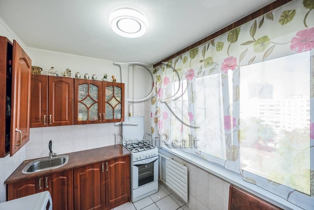 Продаж 3 кімн. квартири за адресою Олега Мудрака 41, Наумова, Академмістечко
