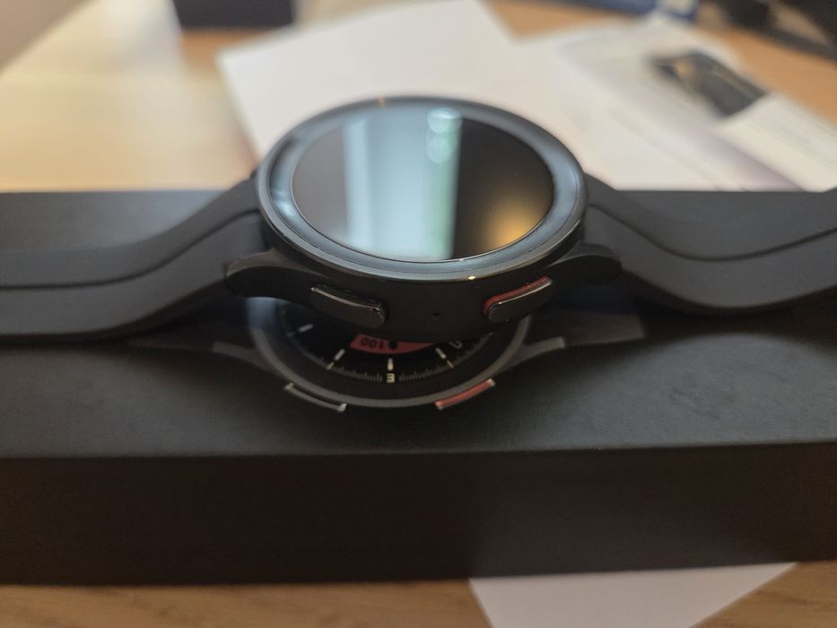 Na sprzedaż Samsung Galaxy Watch 5 Pro