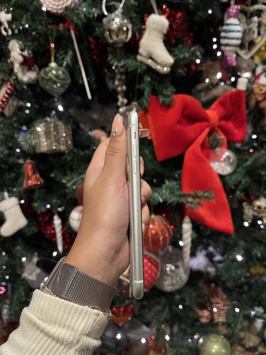 Iphone XR Branco com 64 GB