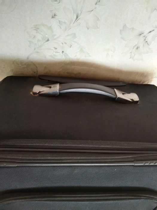 Валіза чемодан велика