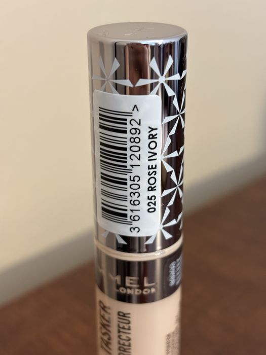 Korektor rimmel Multitasker