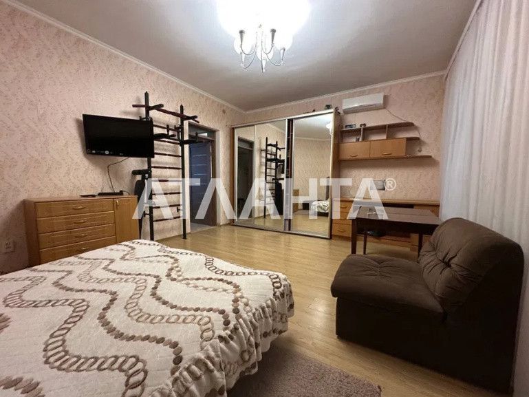 Капитальный дом в пригороде