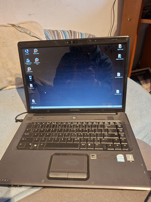 Laptop HP Compaq Presario C700