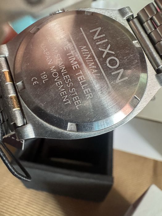 Relogio Nixon Time Teller Dourado/Prateado