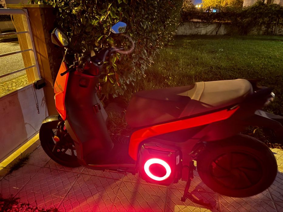 Seat Mo S01 (scooter electrica 125) 350km