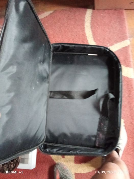 Mala portátil em excelente estado