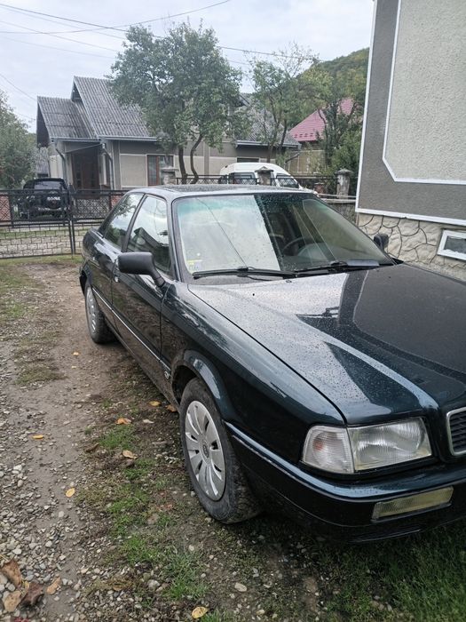 Продаєть ауді 80 б4