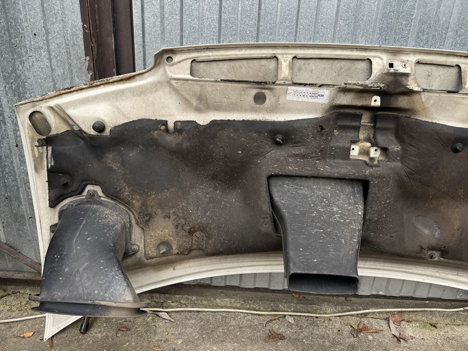 Volkswagen Transporter T4 maska kompletna bez rdzy