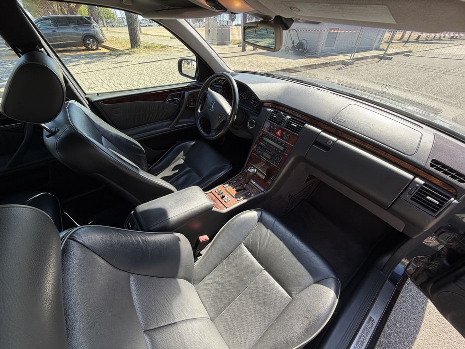 Mercedes E320 CDI  Elegance