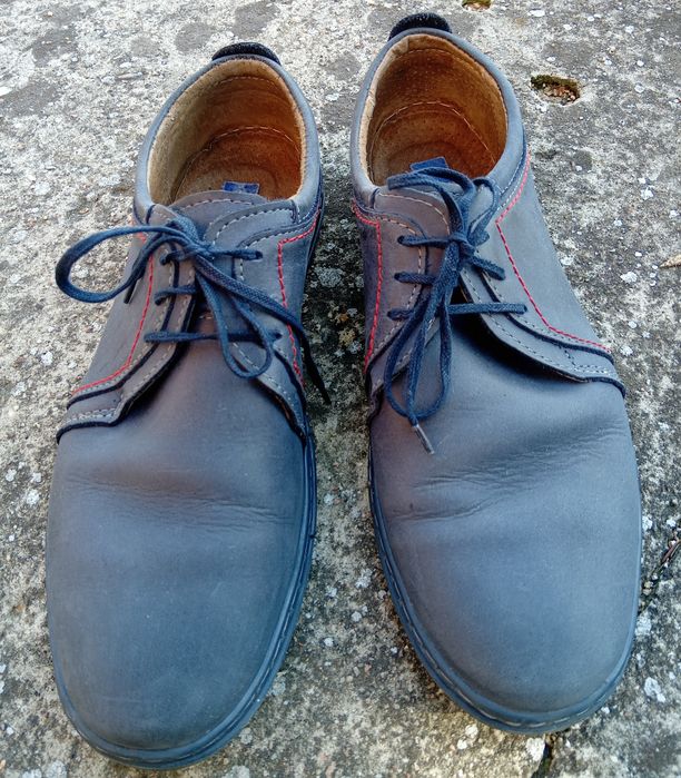 Buty męskie 42 wyjśćiowe