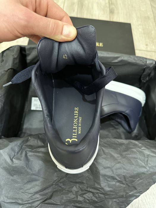 Продам новые сникерсы Billionaire  42-размер