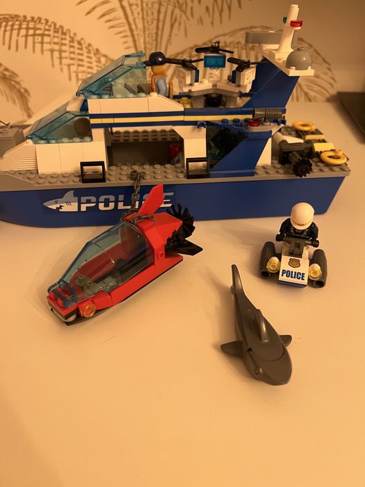 60277 LEGO City Policyjna łódź patrolowa