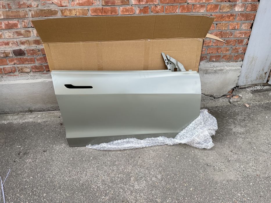 Дверь, передняя права Tesla model 3 2017 2018 2019 2020 2021 2022 2023