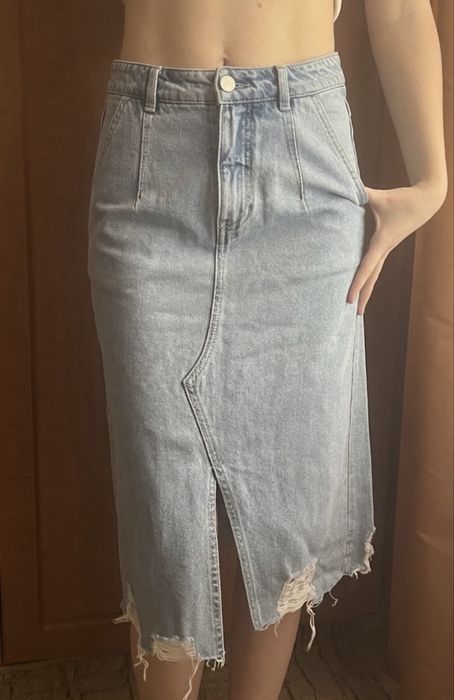 Продам юбку, в подарок топик.