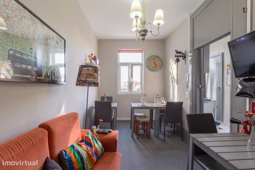 Quarto - localizado em Cedofeita Porto
