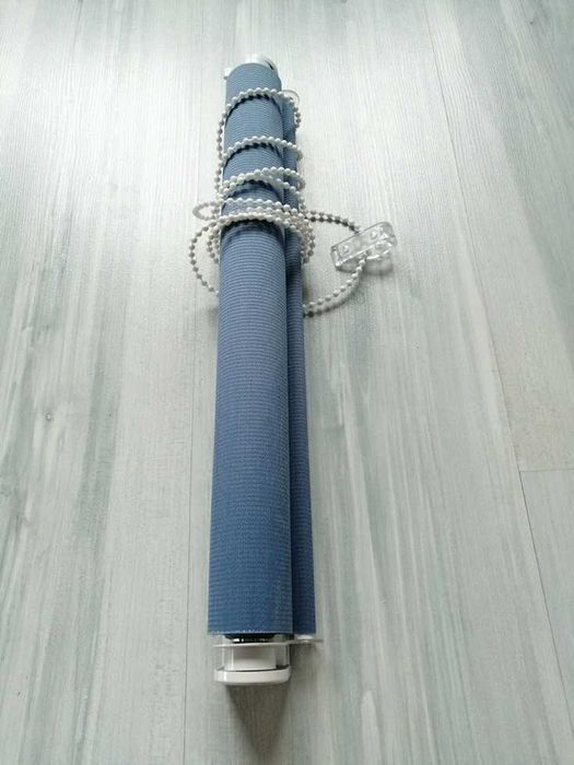 Roleta dzień noc pasy. Kolor stalowy niebieski. Jak nowa.