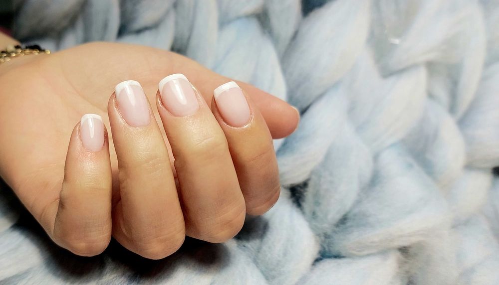 Manicure tytanowy/proszkowy trwałość 4 tyg!