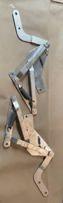 Podnośnik sprężynowy do kanapy i wersalki.