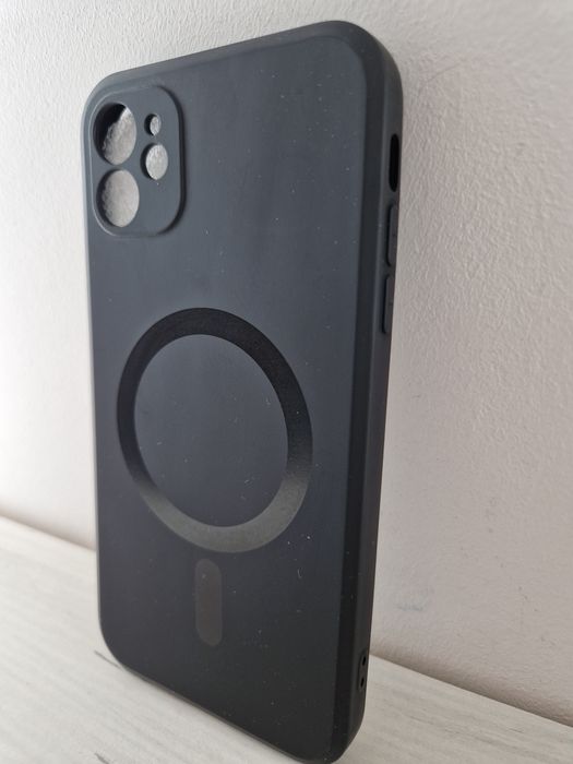 TEL PROTECT MagSilicone Case do Iphone 12 Czarny