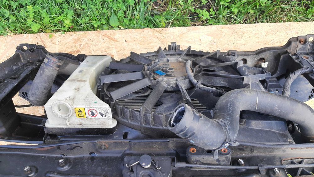 Hyundai i20 FL 1.2 lift pas przedni kompletny