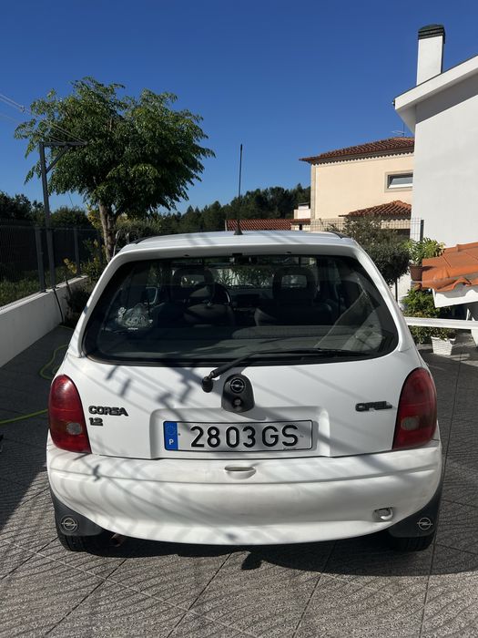Opel Corsa B gasolina