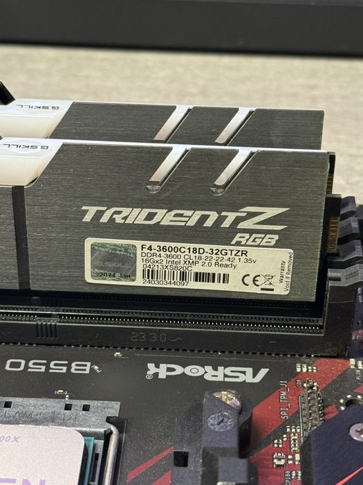 Комплект Ryzen 7 5700X, B550 PG Velocita, 32gb 3600mhz