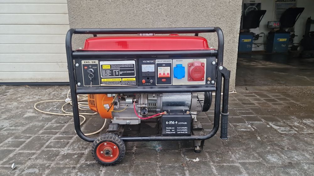 Продам генератор 8 кв 3ф