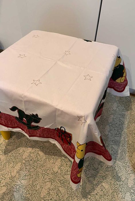 Toalha Mesa Infantil Natal - Ursinho e Cavalinho