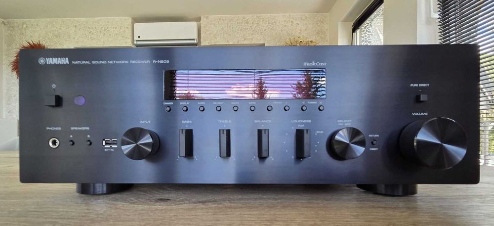 Amplituner Yamaha R-N602 super stereo
