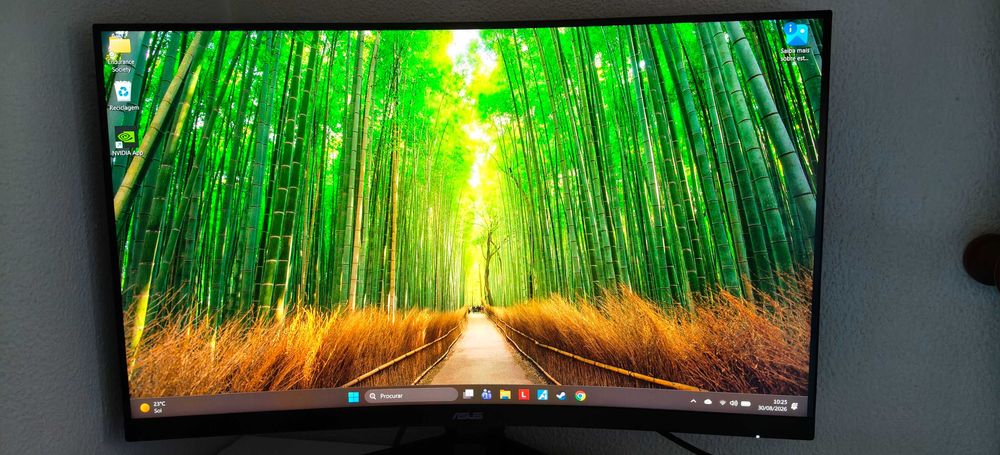 Monitor Gaming ASUS TUF 32 Curvo 165hz QHD- Como novo