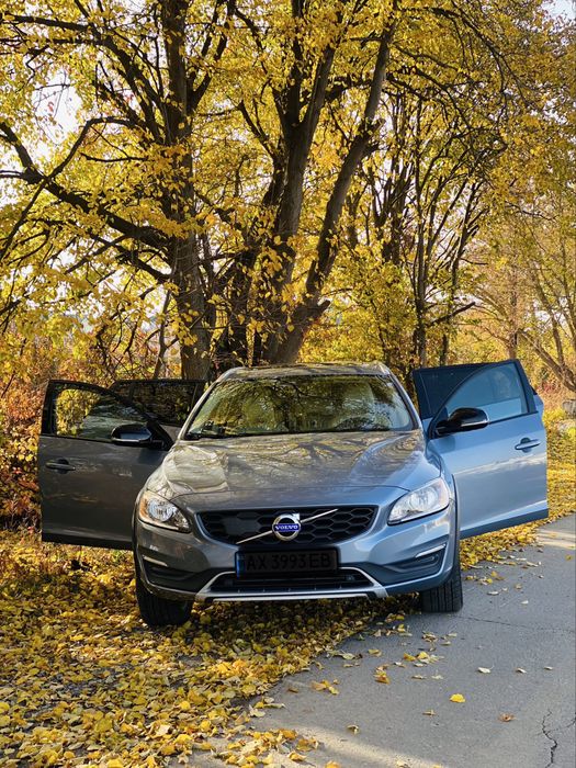 Volvo v60 cross country