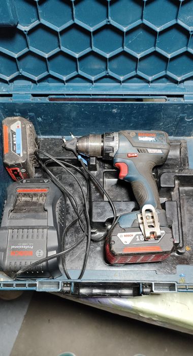 Шуруповёрт BOSCH