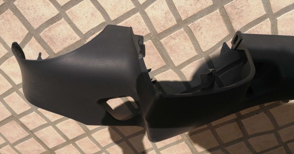 Chapeleira - Apoio lateral Direito - Ford Focus SW - 2001