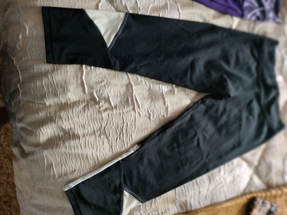 Calças ginásio , lindas , trouxeram do Brasil mas não me serve.