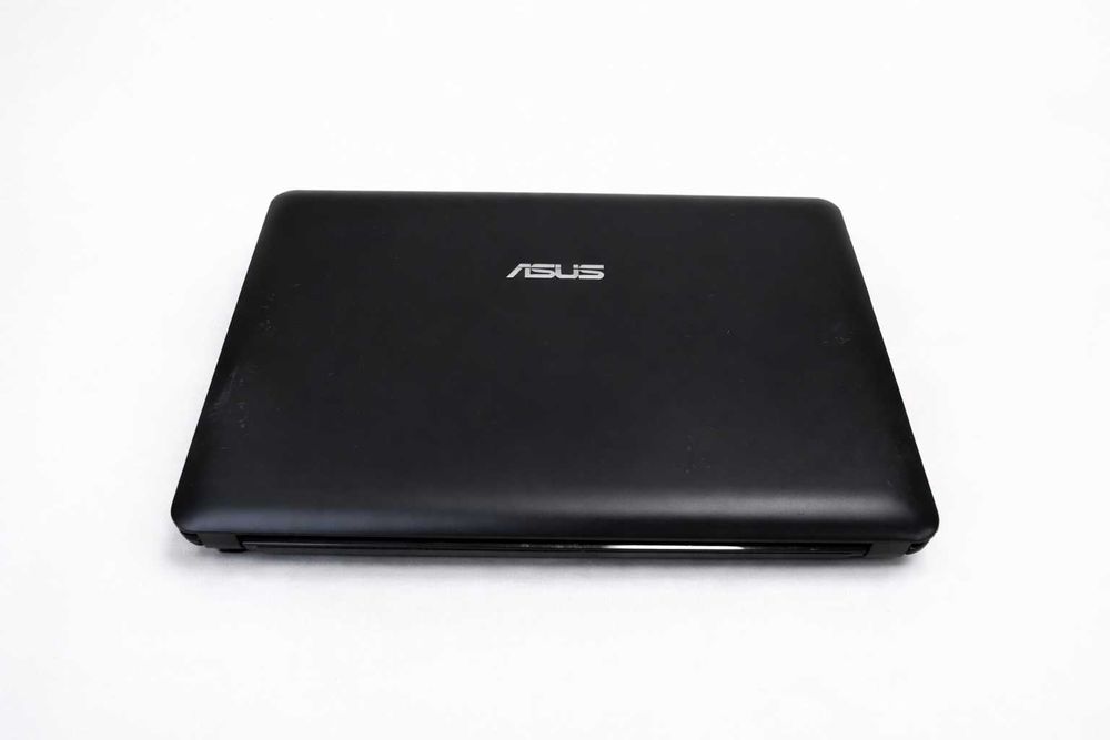 Laptop netbook 10" ASUS Eee PC Intel Atom Windows 7 czarny działa