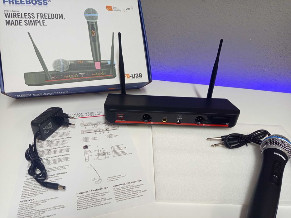 Microfones Freeboss FB-U38/ Novo